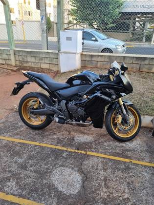 HONDA CBR 600F 
